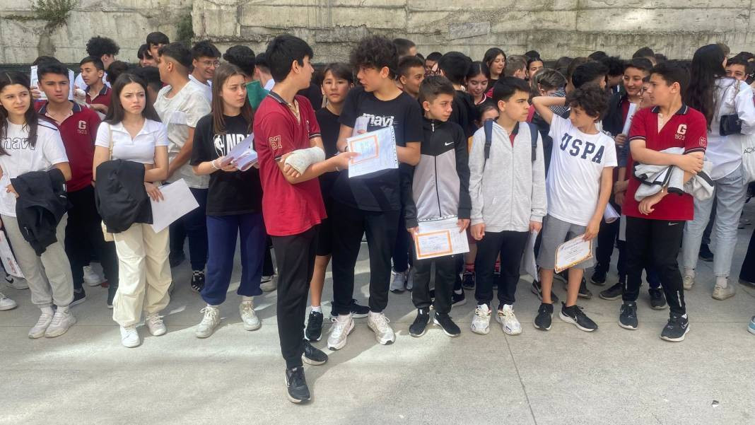 Yaklaşık 19 milyon öğrenci karnesini alarak yaz tatiline girdi - Resim: 16